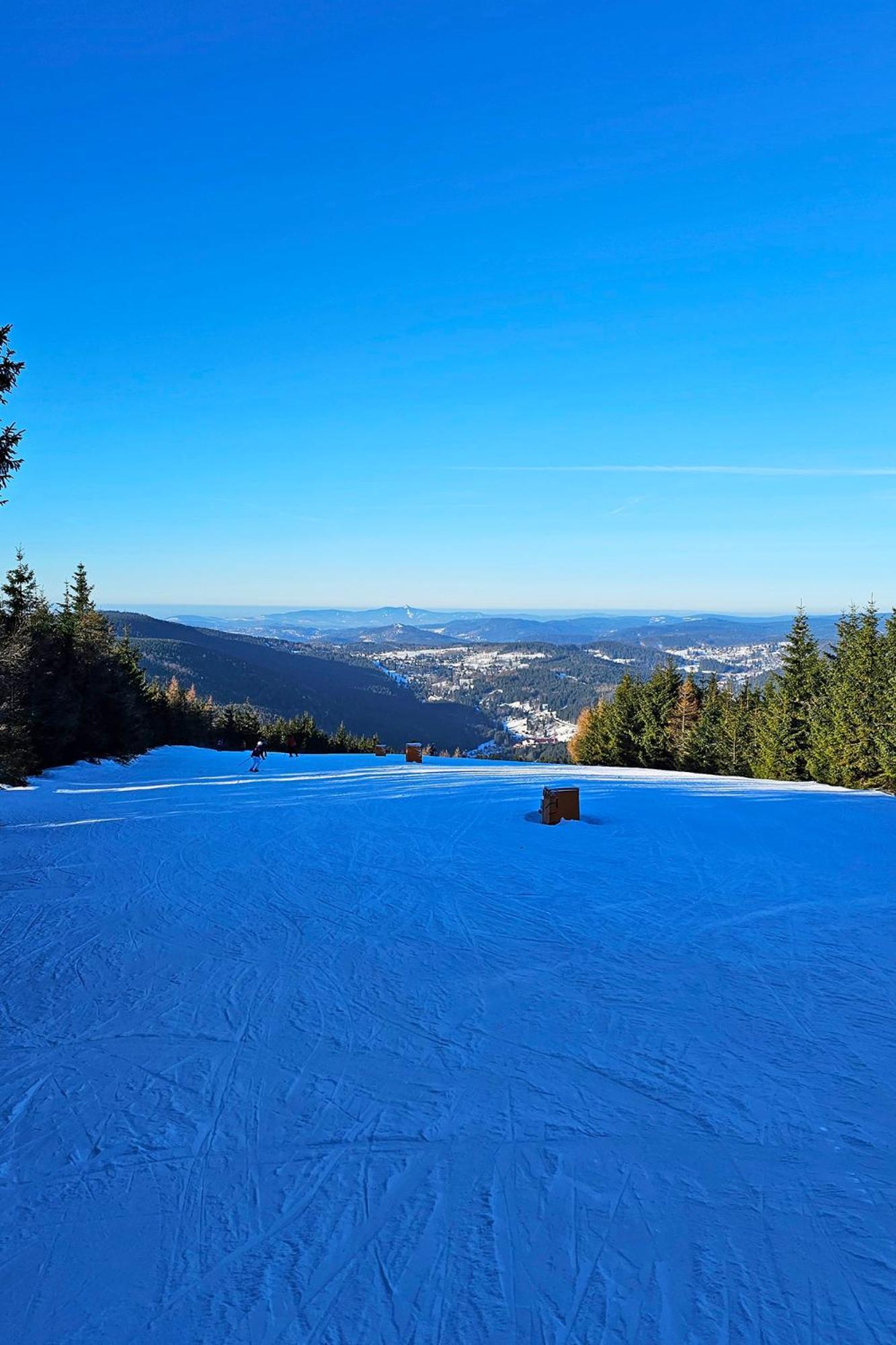 Enjoyharrachov - Atraktivni Slunne Studio Certovka V Centru Harrachova S Garazovym Parkovanim, Wifi-Wlan, Sat, Herni Konzoli, Netflix Zdarma A Nejkrasnejsim Vyhledem Na Certovu Horu S Arealem Skokanskych Mustku A Sjezdovku Екстериор снимка