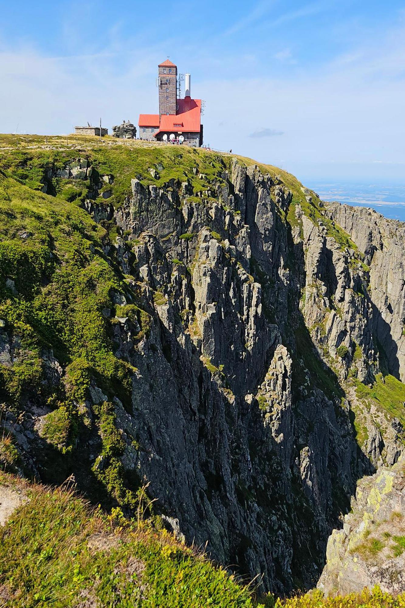 Enjoyharrachov - Atraktivni Slunne Studio Certovka V Centru Harrachova S Garazovym Parkovanim, Wifi-Wlan, Sat, Herni Konzoli, Netflix Zdarma A Nejkrasnejsim Vyhledem Na Certovu Horu S Arealem Skokanskych Mustku A Sjezdovku Екстериор снимка