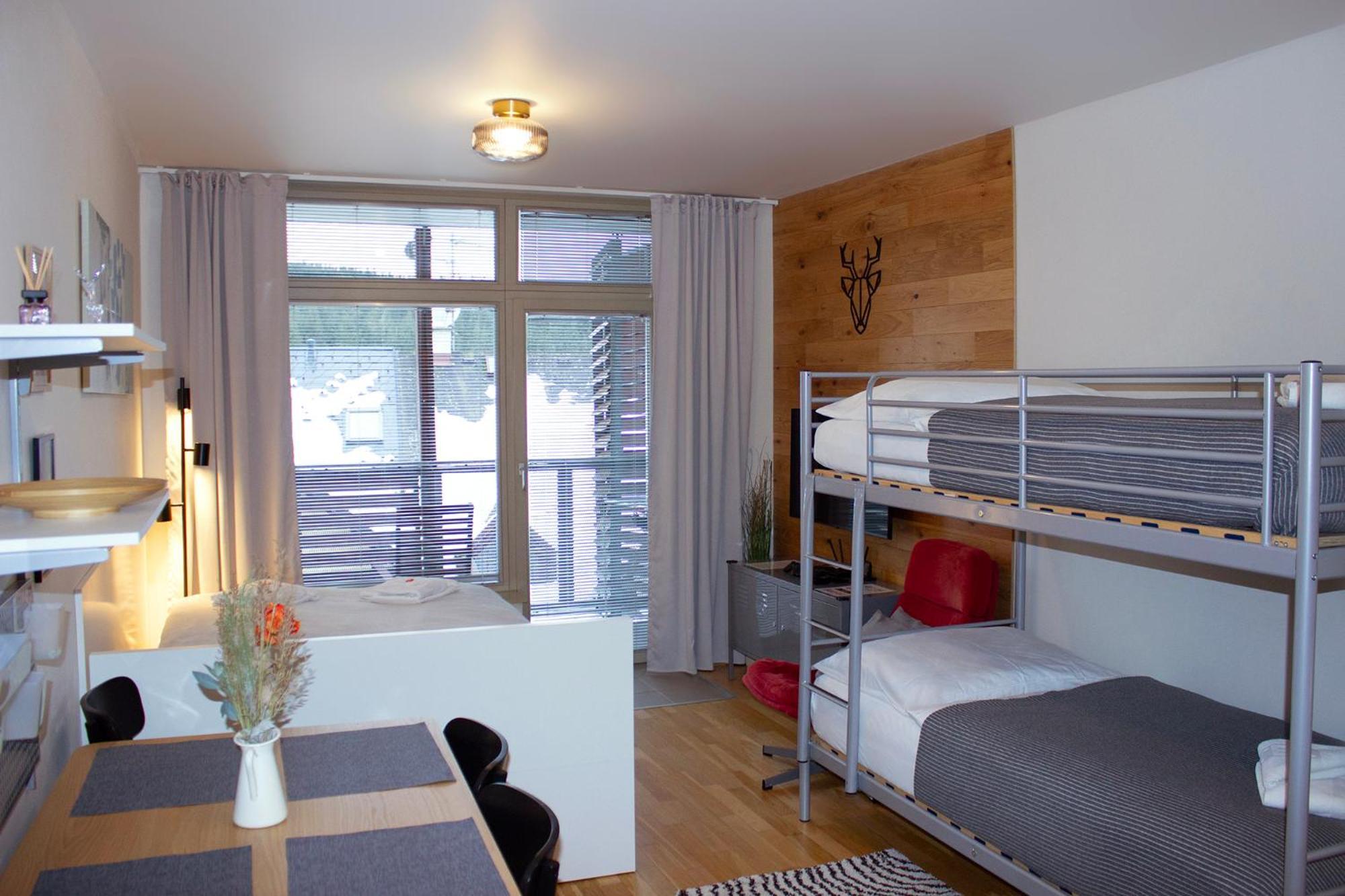 Enjoyharrachov - Atraktivni Slunne Studio Certovka V Centru Harrachova S Garazovym Parkovanim, Wifi-Wlan, Sat, Herni Konzoli, Netflix Zdarma A Nejkrasnejsim Vyhledem Na Certovu Horu S Arealem Skokanskych Mustku A Sjezdovku Екстериор снимка